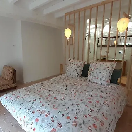 Chateau De Briancon Hotel 3*