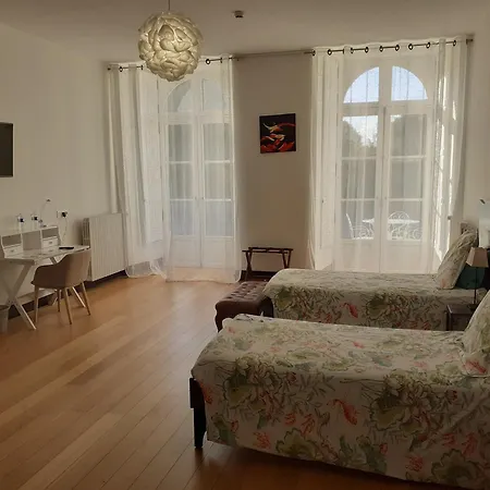 Chateau De Briancon, The Originals Relais 3*