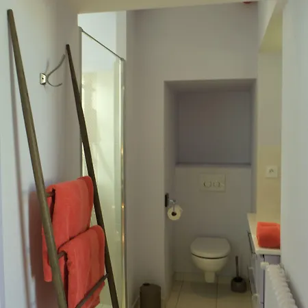 Hotel Chateau De Briancon, The Originals Relais Baune