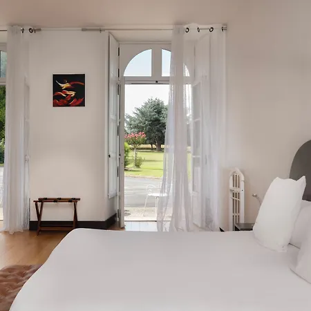 Hotel Chateau De Briancon Baune