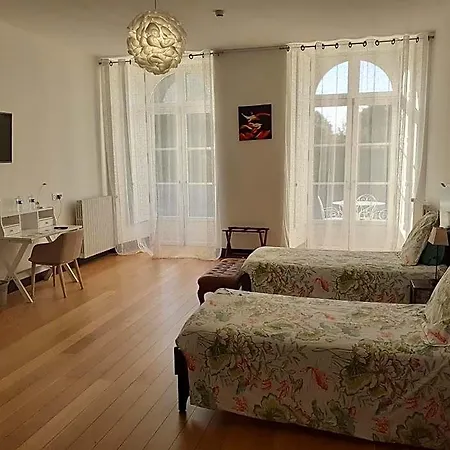 Chateau De Briancon, The Originals Relais 3* Baune