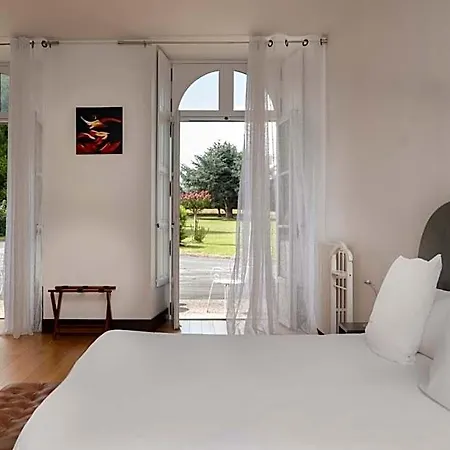 Chateau De Briancon, The Originals Relais Baune