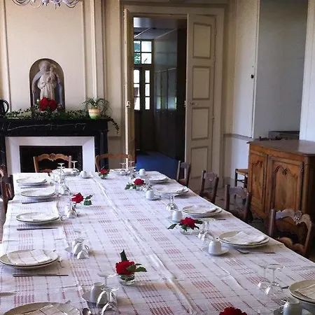 Chateau De Briancon 3* Baune