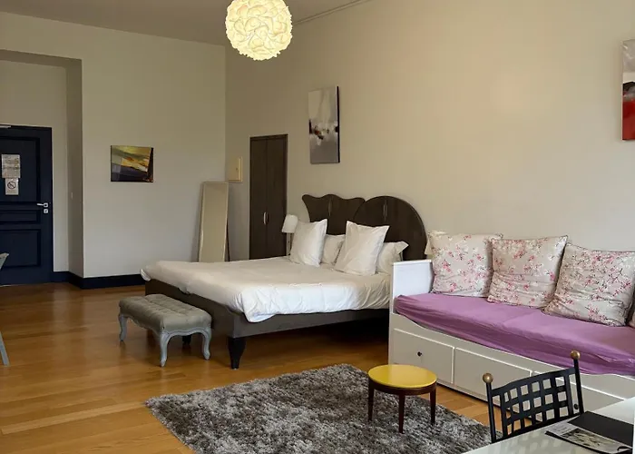 Chateau De Briancon, The Originals Relais Hotel Baune