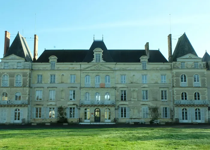 Chateau De Briancon Hotel Baune