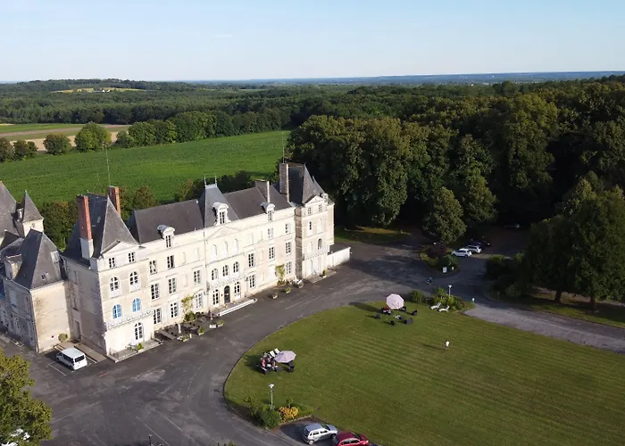Chateau De Briancon 3* Baune