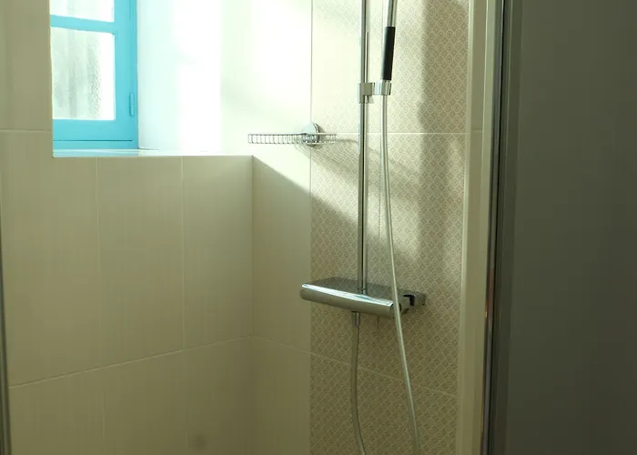 Hotel Chateau De Briancon, The Originals Relais