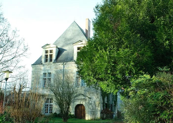 Chateau De Briancon, The Originals Relais Hotel 3*