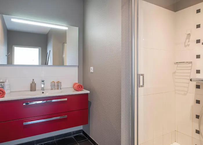 Chateau De Briancon Hotel