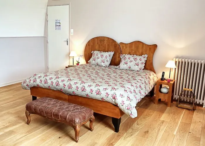 Hotel Chateau De Briancon, The Originals Relais